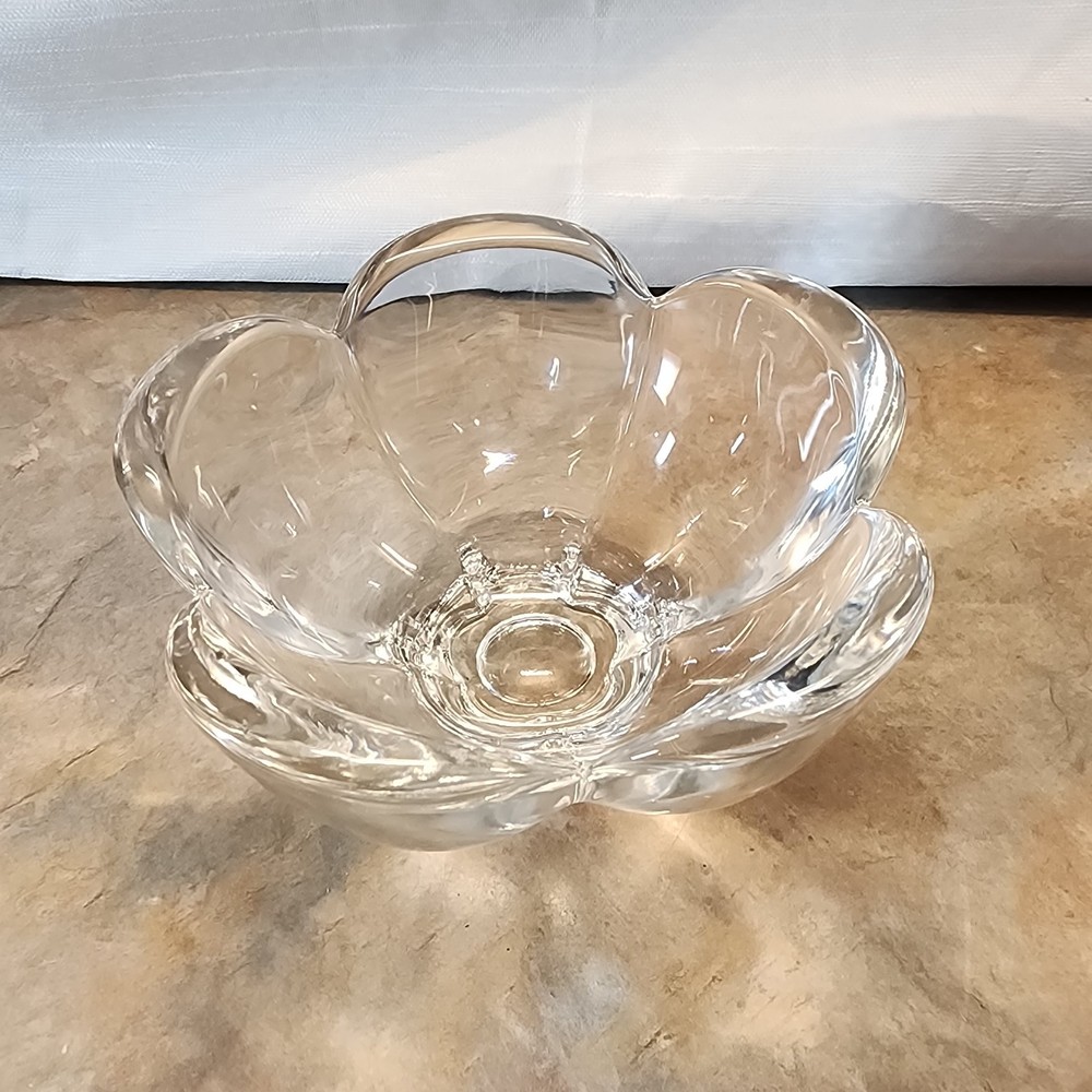 Vintage Clear Crystal Heavy Glass Decorative Flower Petal Serving Bowl 5
