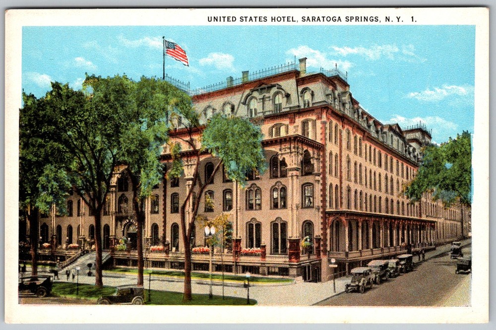 Vtg Postcard United States Hotel Exterior Saratoga Springs, NY 1930s