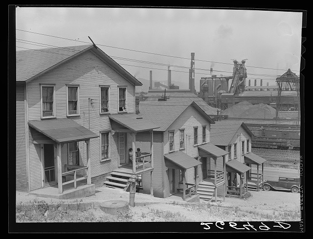 Photo:Aliquippa Pennsylvania 1938 Steel Plant Workers Homes Houses