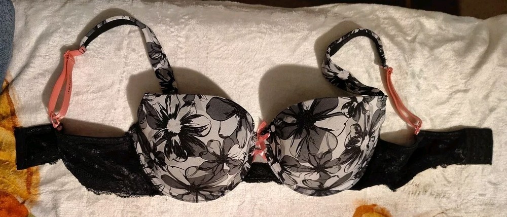 DAISY FUENTES 38D Push Up Bra SEXY LACE Adjustable STRAPS UNDERWIRE PINK & BLACK