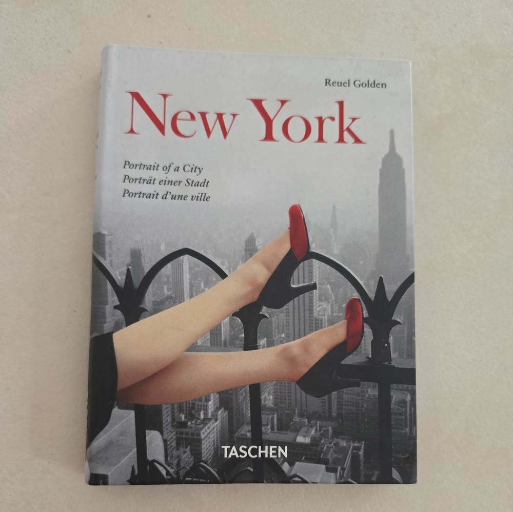 New York: Portrait of a City Reuel Golden 1st ed Taschen HCDJ huge 14” x 10”