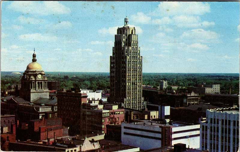 Postcard BUILDING SCENE Fort Wayne Indiana IN m/09 AL6429