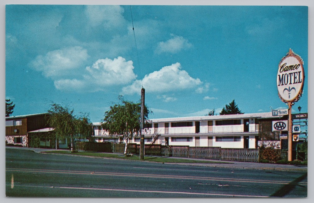 Roadside~Portland Oregon~Cameo Motel~Vintage Postcard