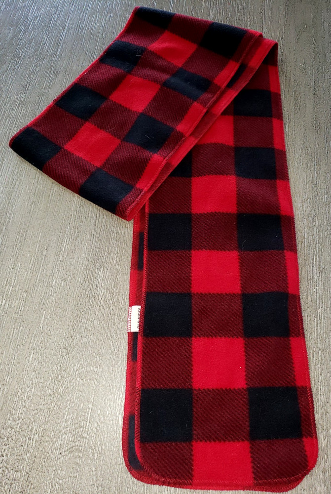OLD NAVY red black CHECKERED WINTER SCARF FLEECE men women 68 x 7 inch so soft!
