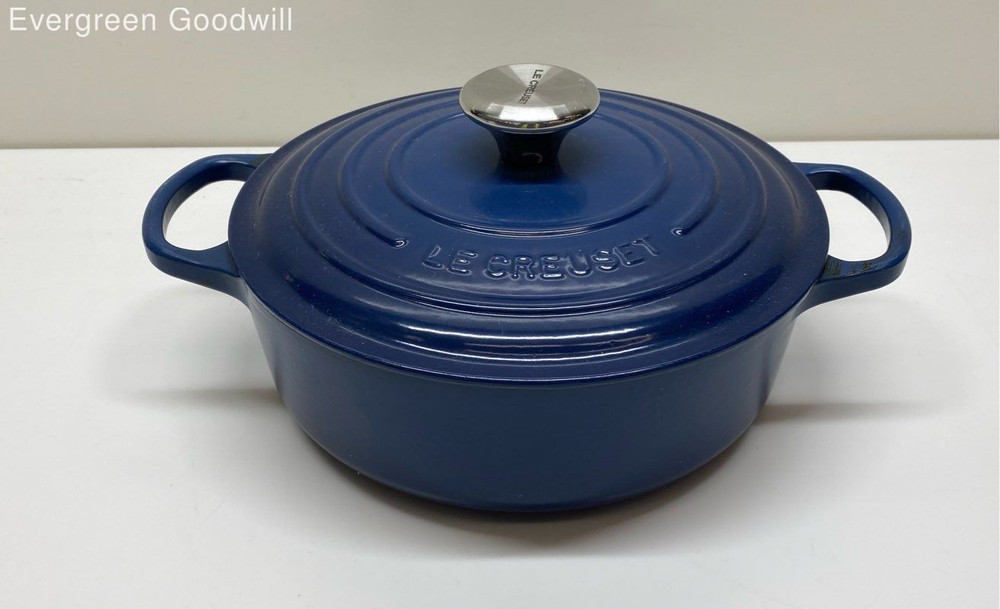 Le Creuset Enameled Cast Iron Round Dutch Oven w/ Lid 24 Blue