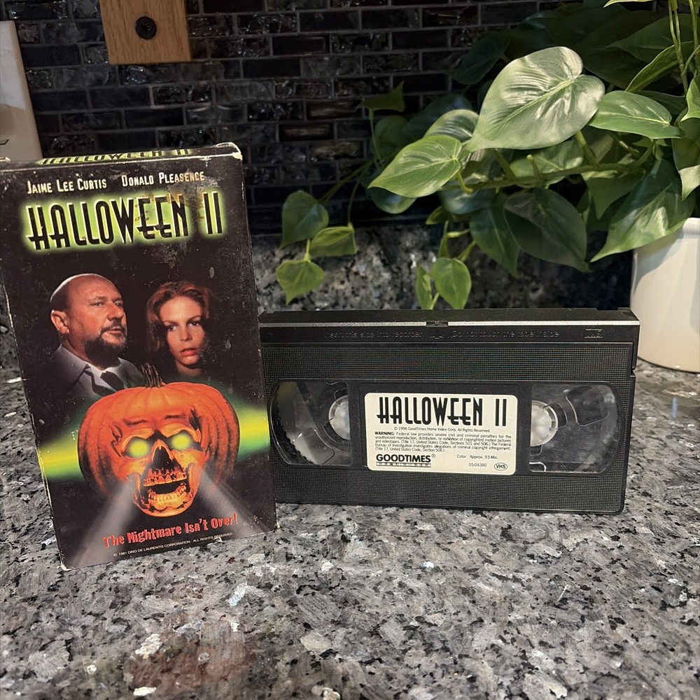Pre-owned Halloween II VHS