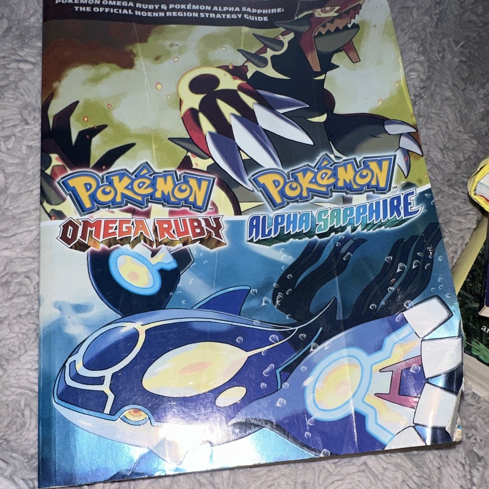 Pokémon Omega Ruby & Alpha Sapphire Official Hoenn Strategy Guide w/ Pullout Map
