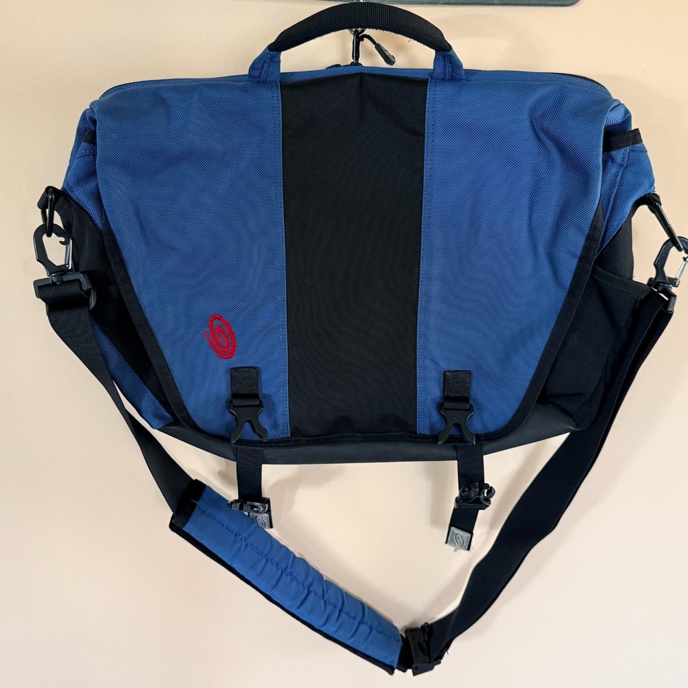 Timbuk2 Blue Striped Crossbody Messenger Bag Sling Luggage