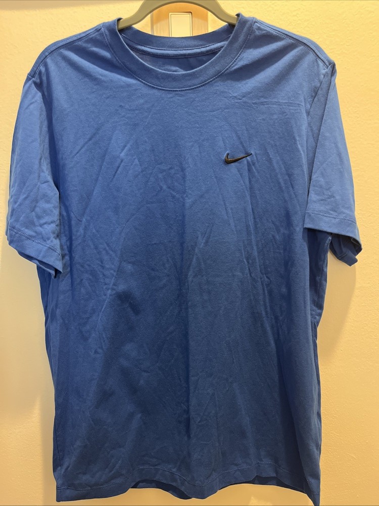 BNWT Men’s Blue Crew Neck Short Sleeve, The Nike Tee, Medium