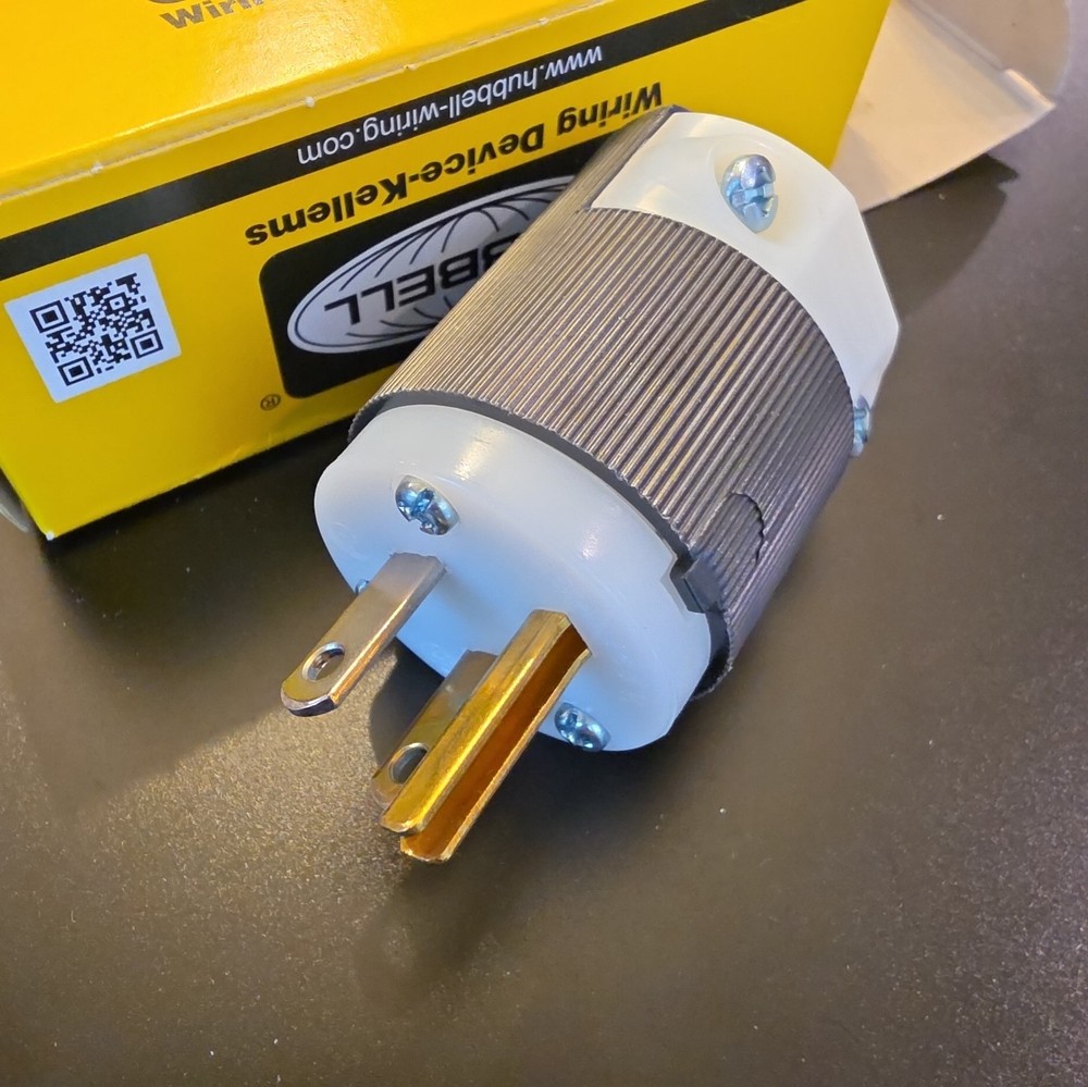 NEW - Hubbell HBL5266C Male Plug 15A 125V 2P 3W Nema 5-15P New in Box
