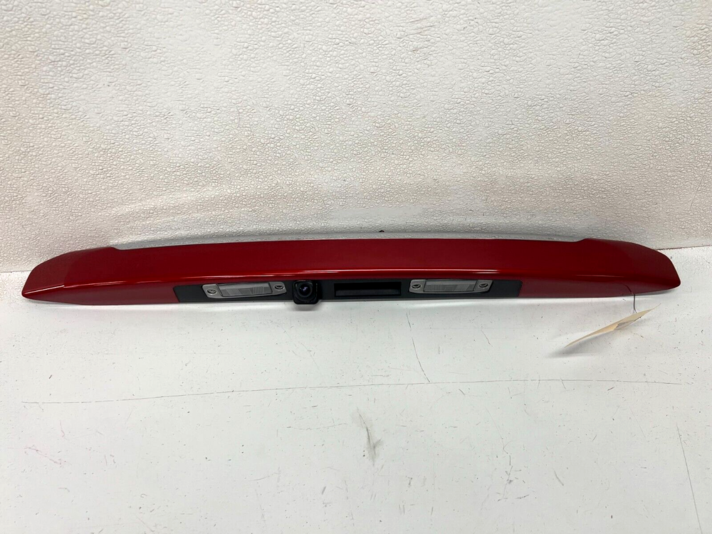 18-23 HYUNDAI KONA REAR TAILGATE LIFTGATE TRIM MOLDING PANEL RED, OEM LOT3509