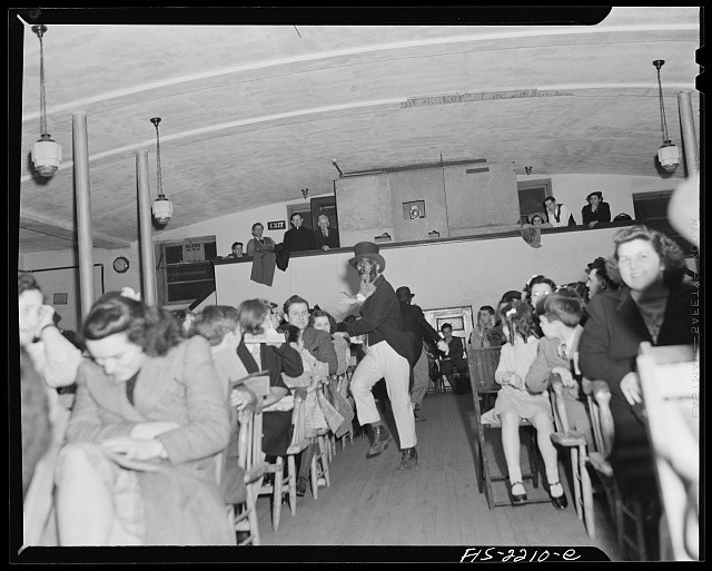 Photo:Indoor Dance Hall 1930s Crowd Man in Top Hat Dancing