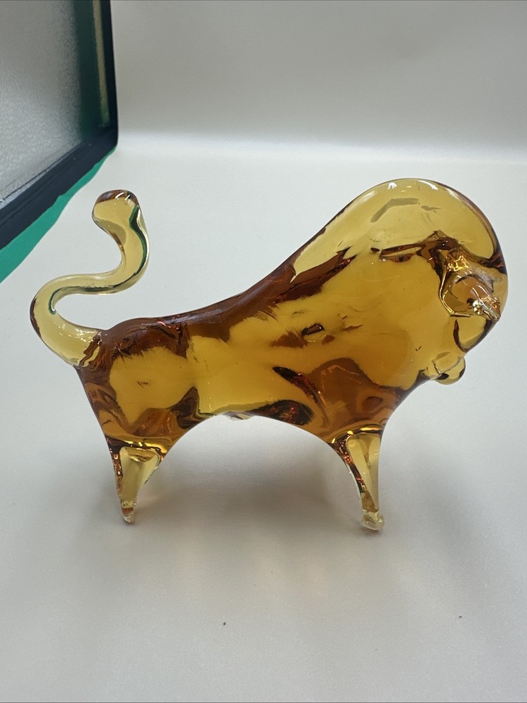 #A2 Vintage Amber Hand Blown Art Glass Charging Bull Figurine Sculpture