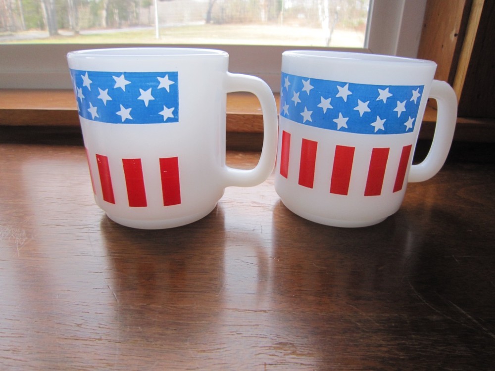 Vintage Patriotic Milk Glass Glasbake Coffee Cup Mugs Set 2