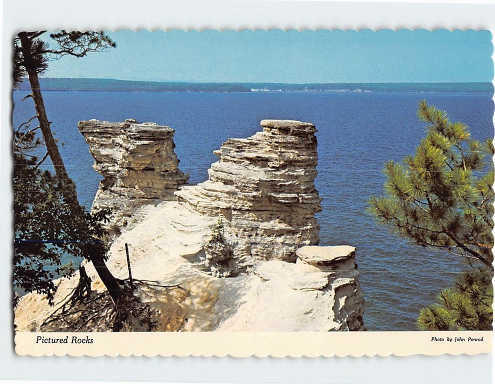 Postcard Pictured Rocks National Lakeshore Park Munising Michigan USA