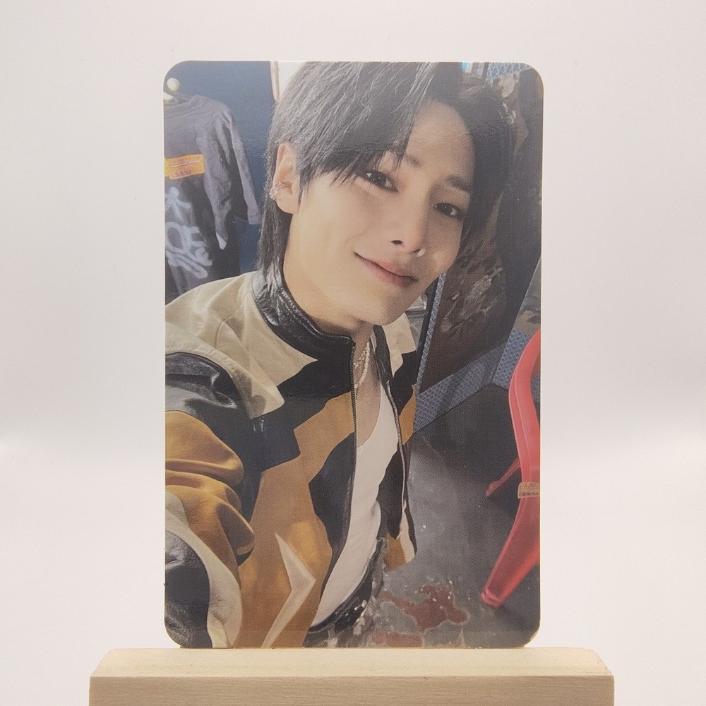 Stray Kids I.N 5-Star Official Photocard Concept A Version
