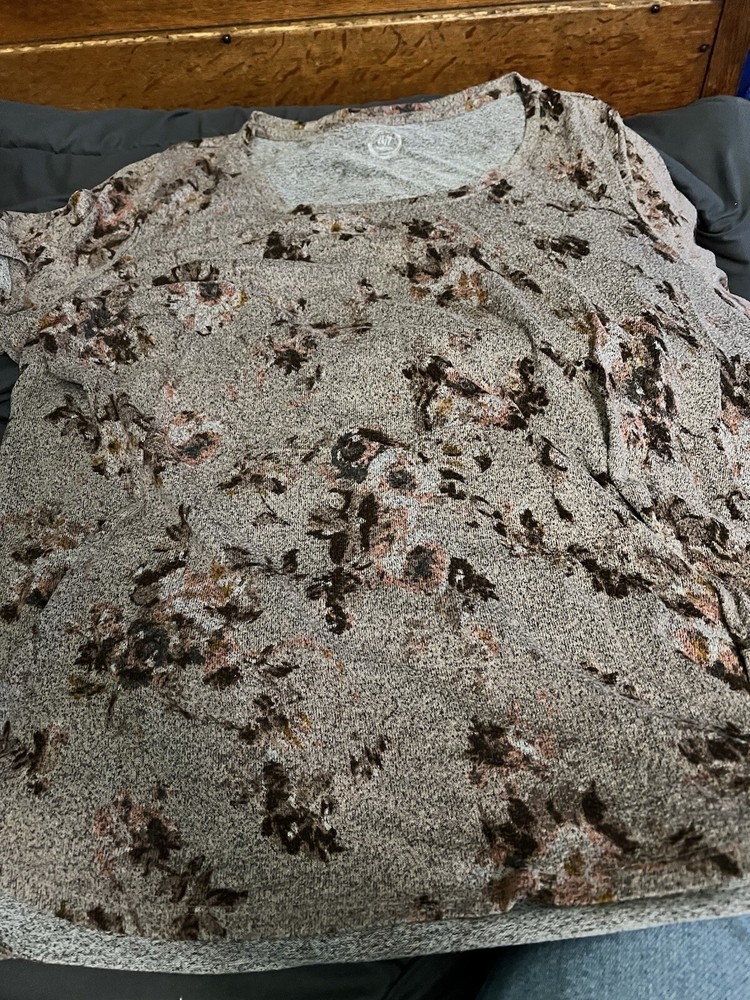 Maurice’s Women’s 2x Floral Top