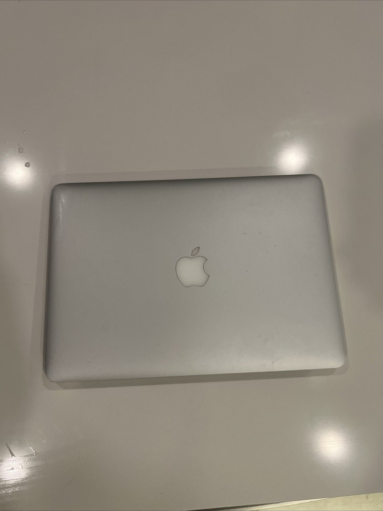 Apple MacBook Air A1466 13.3