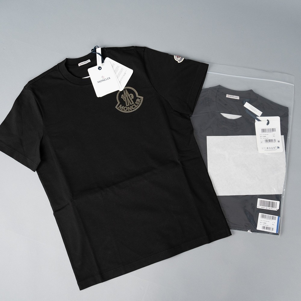 Moncler Black Flocked Logo T-shirt in Large RRP £275 AUTHENTIC