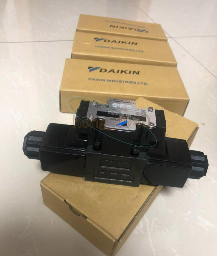 1PC NEW Daikin Solenoid Controlled Valve KSO-G02-2CA-30-EN