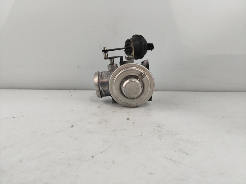 038131501E EGR VALVE VOLKSWAGEN GOLF IV BERLINA 1J1 25 ANIVERSARIO 1737090