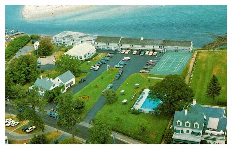 Postcard MOTEL SCENE Ogunquit Maine ME m/09 AS1074