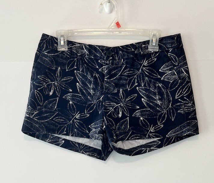 Merona Size 6 Blue Floral Print Shorts 100% Cotton Mid Rise Flat Front Women's