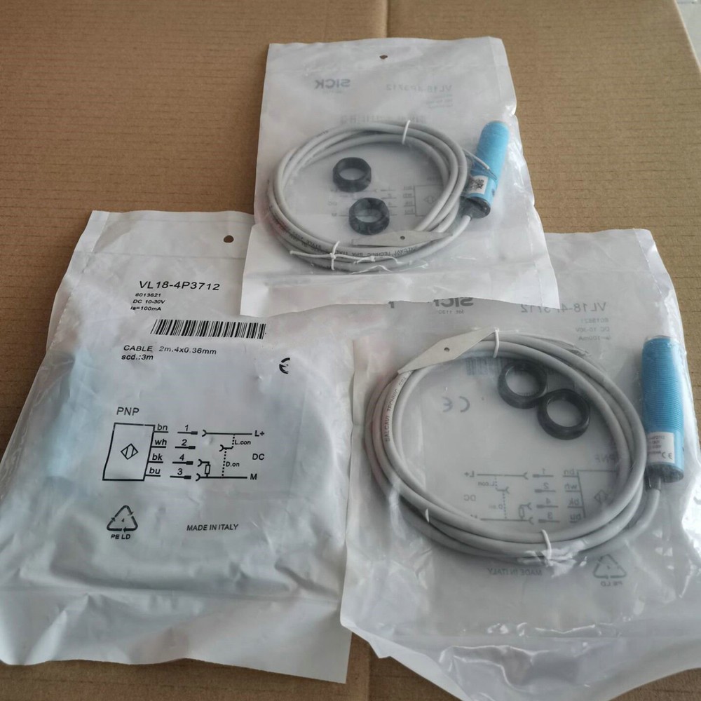 One New Sick VL18-4P3712 Photoelectric Sensor DHL SHIPPING