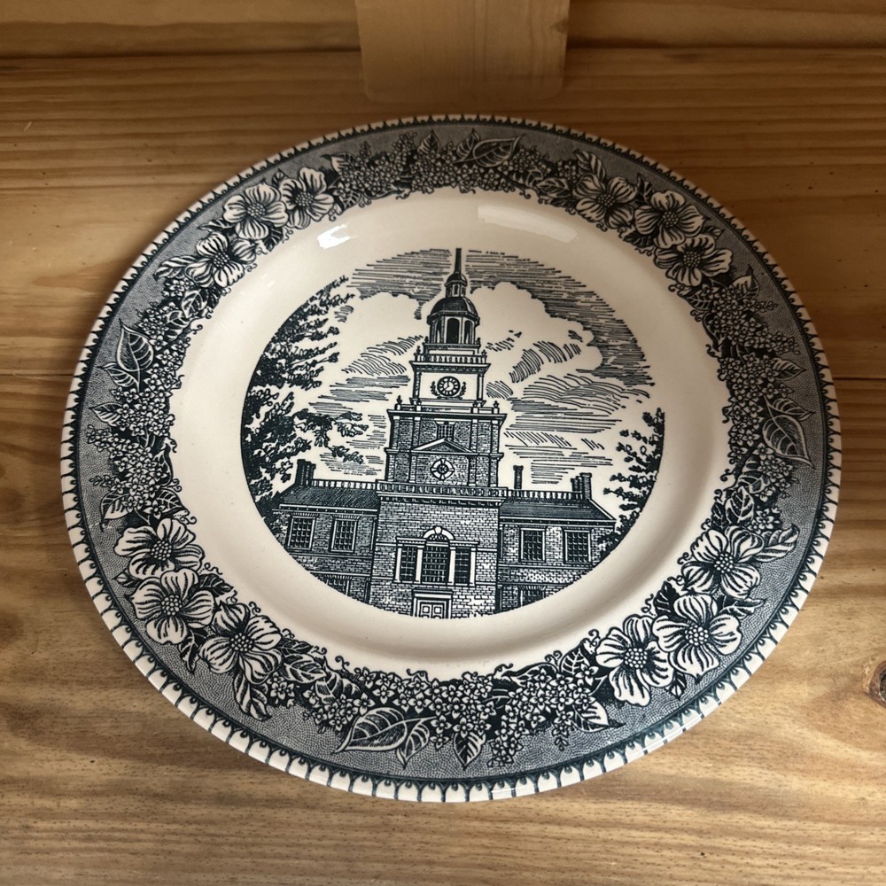 CAVALIER IRONSTONE Royal China USA COLONIAL HERITAGE 10