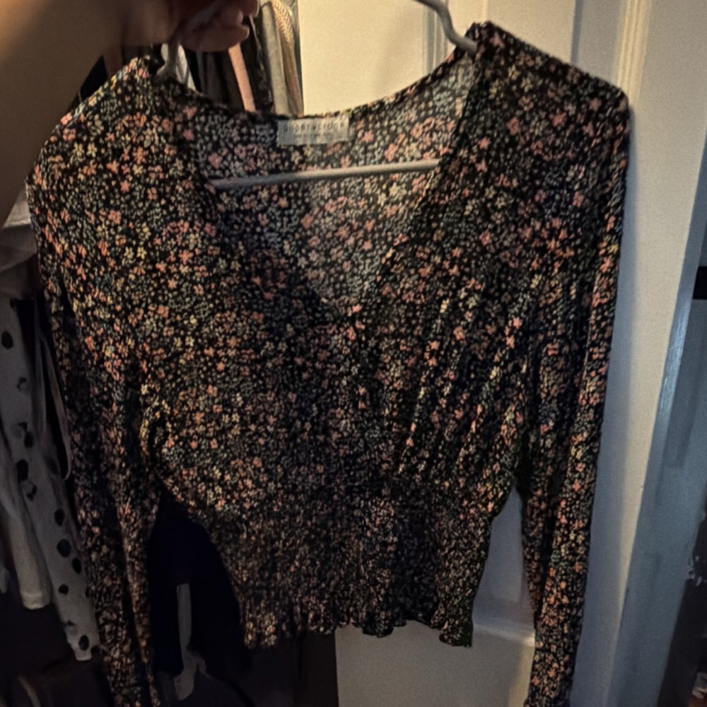 Paper Crane Black Multicolor Floral Chiffon Ruffle V-Neck Long Sleeve Blouse S