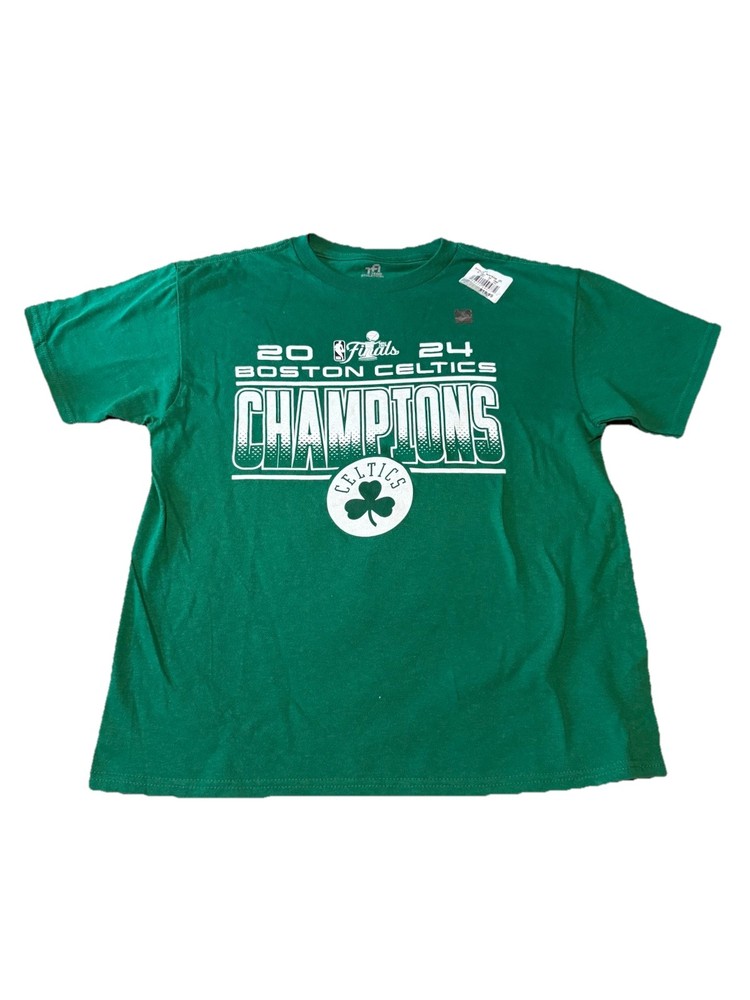 Boston Celtics 18-Time NBA Champions Finals Kelly Green T-Shirt Youth L ( 14-16)