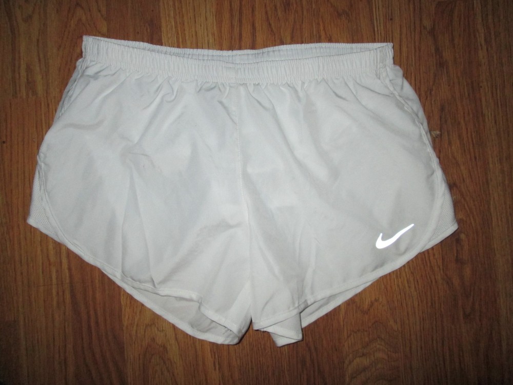 Womens NIKE DRI FIT athletic shorts w/ built in liner sz M md Med