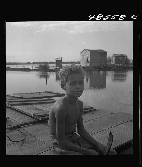 Photo:San Juan Puerto Rico El Fanguito Slum Boy 1941