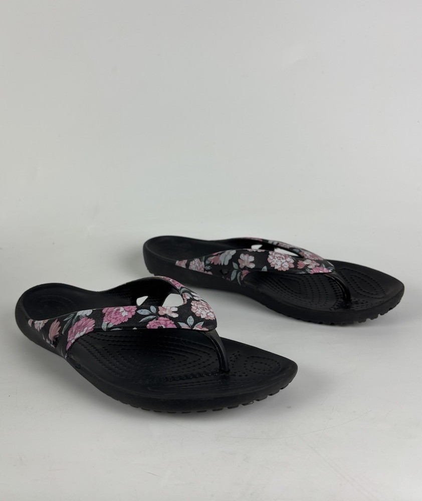 Crocs Women's Size 7 Kadee II Floral Printed Graphic Flip Flop Sandal Flowers
