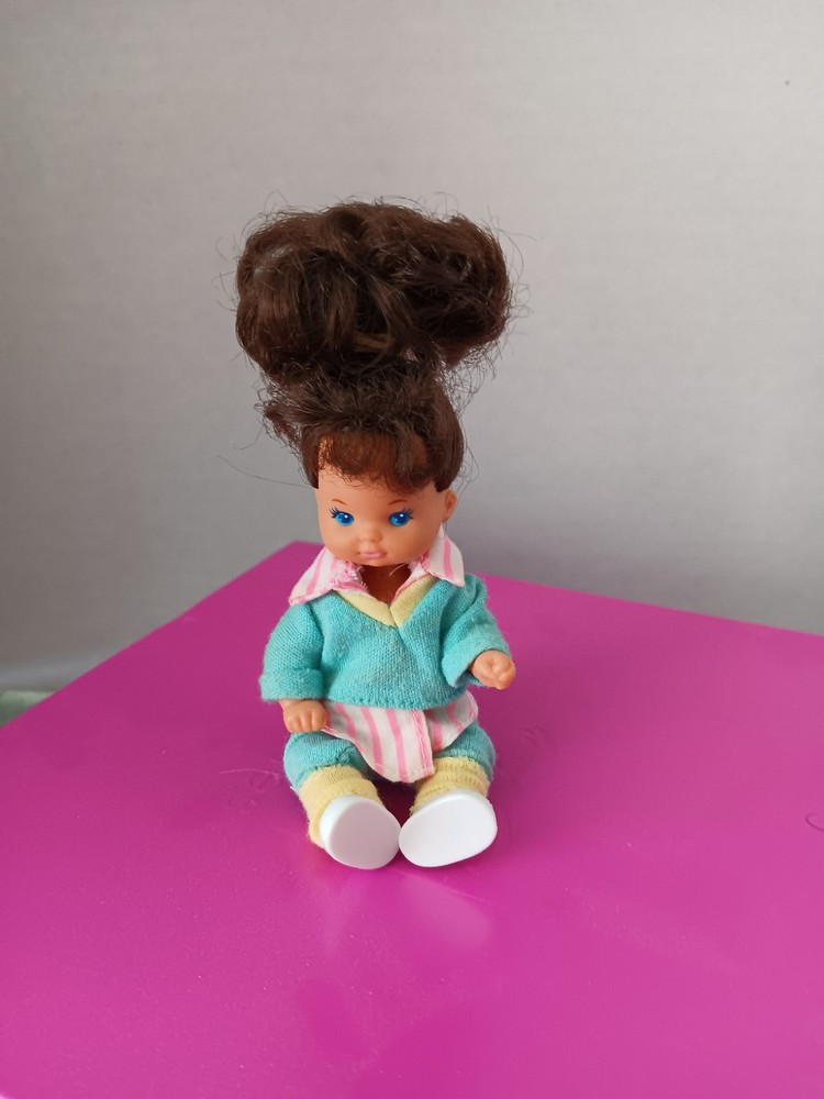 Mattel Barbie Heart Family Line Nellie 1987