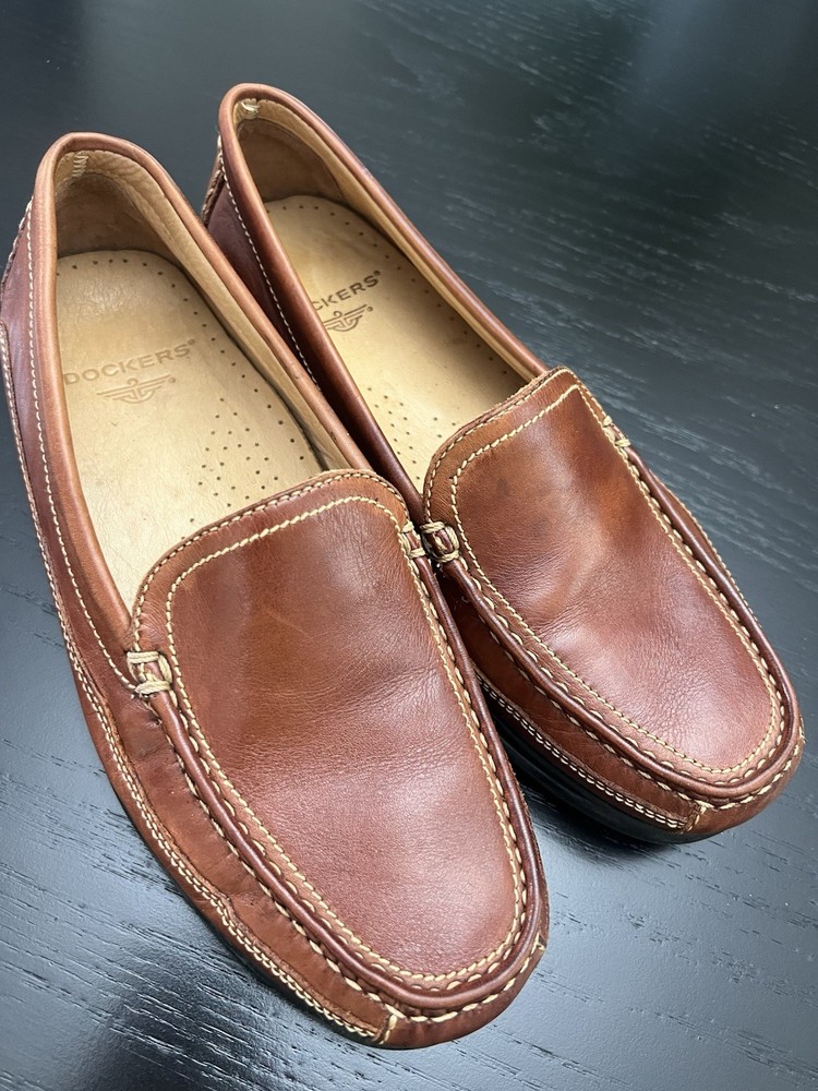 Men’s Leather Slip On Shoes  Sz 9M Dockers Loafers Tan/Brown