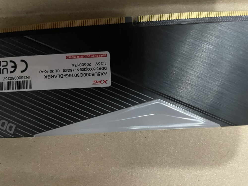 XPG LANCER 16GB 288-Pin PC RAM DDR5 6000 (PC5 48000) Desktop Memory Model