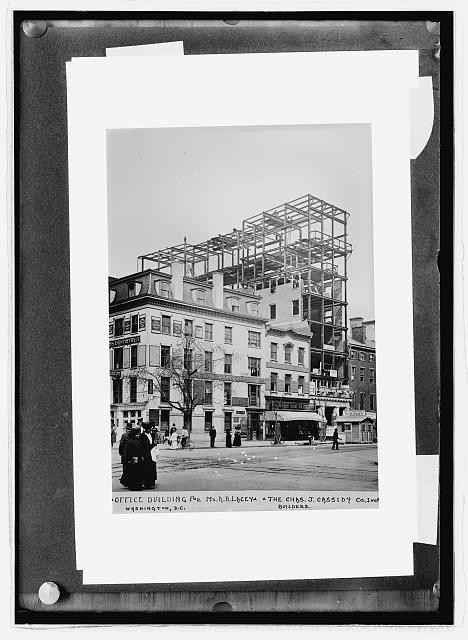 Photo:Office Building,Washington,DC,District of Columbia,United States
