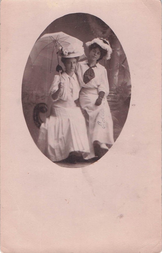Antique Real Photo Postcard RPPC Edwardian Women Umbrella Studio Portrait unused