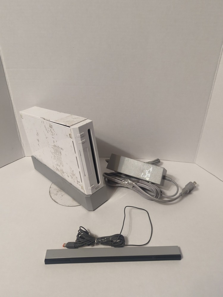 Nintendo Wii Console White RVL-001 Console w/ Power Cable TESTED