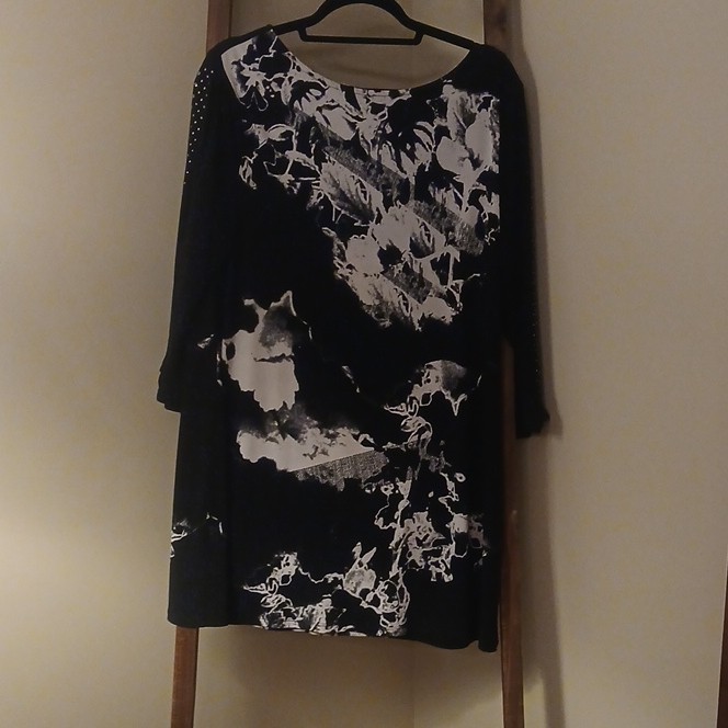 Style & Co. Women's X-Large Black White Floral Knit Studded Round Neck 3/4 Top