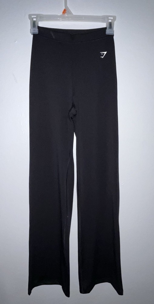 Gymshark Womens Black Flared Leggings Size S Everyday Regular Fit NWT