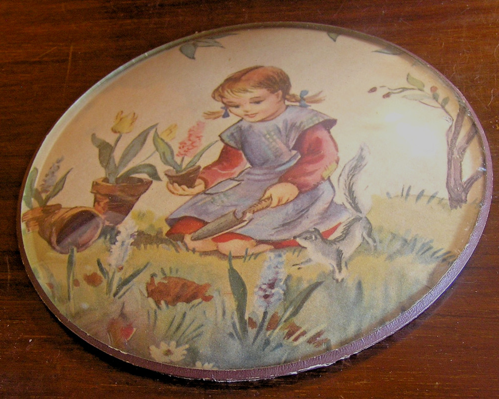 VINTAGE 1940s CONVEX Bubble GLASS Gardening GIRL Picture by PETER WATSON STUDIOS