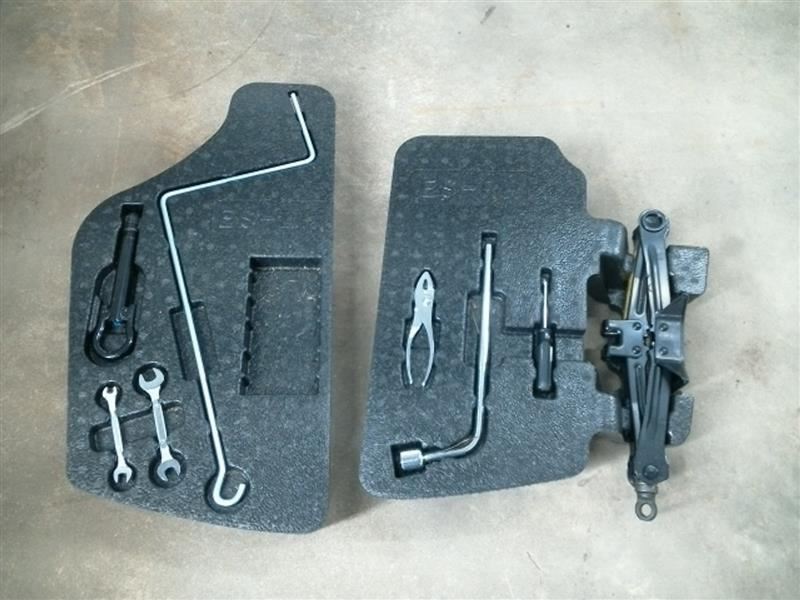 ES350     2008 Jack 104578786 NO FOAM TRAY NO SPARE TIRE