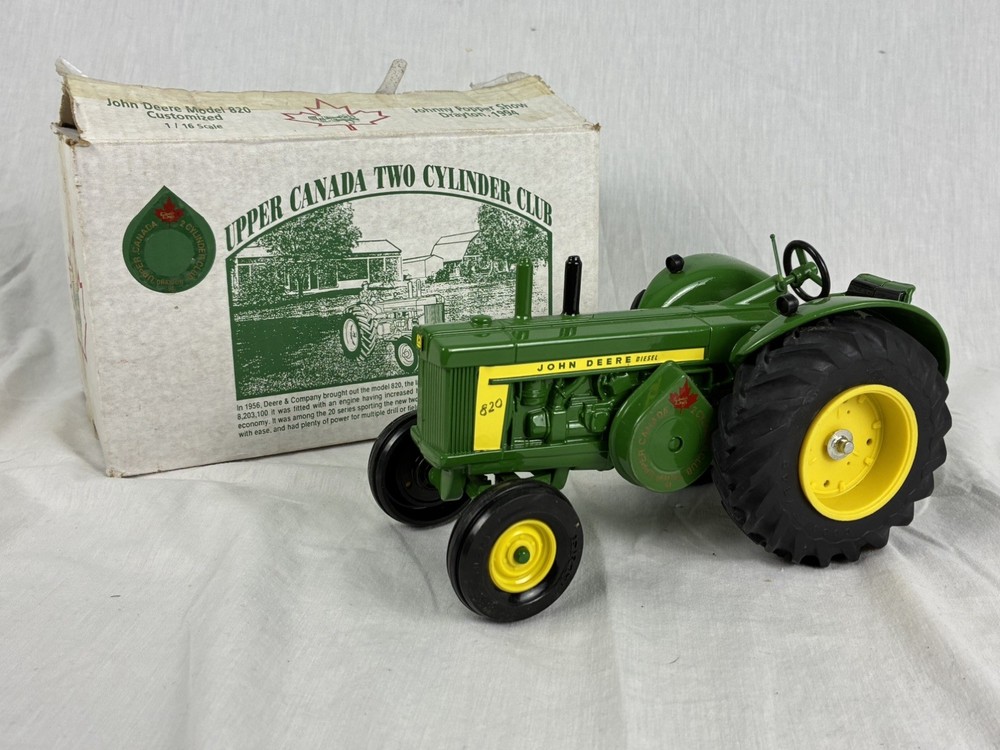 ERTL John Deere Diesel 820 Custom Tractor 1:16 Upper Canada Two Cylinder Club