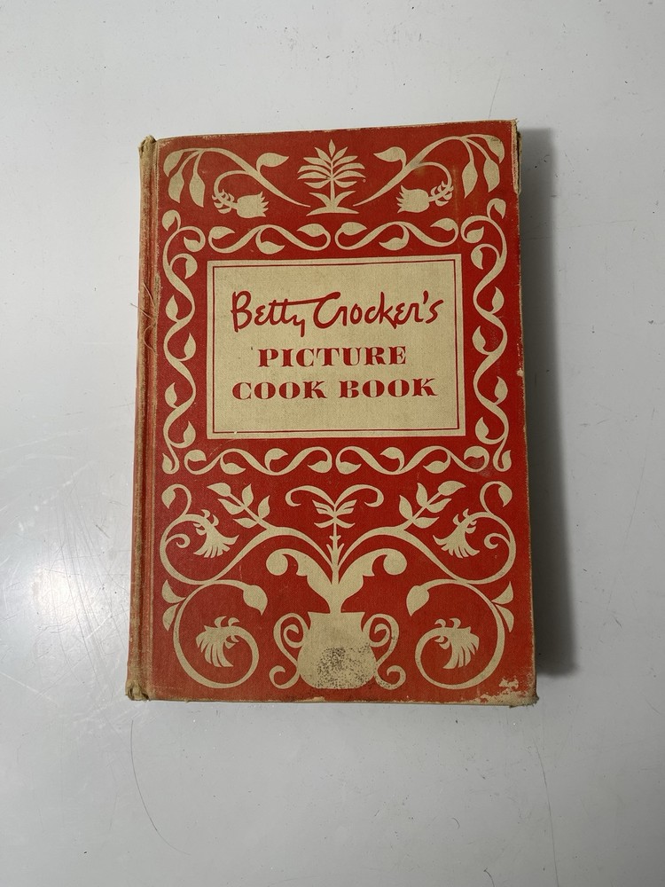 VTG 1950 Betty Crocker's Picture Cook Book 1st Edition 5th Printing