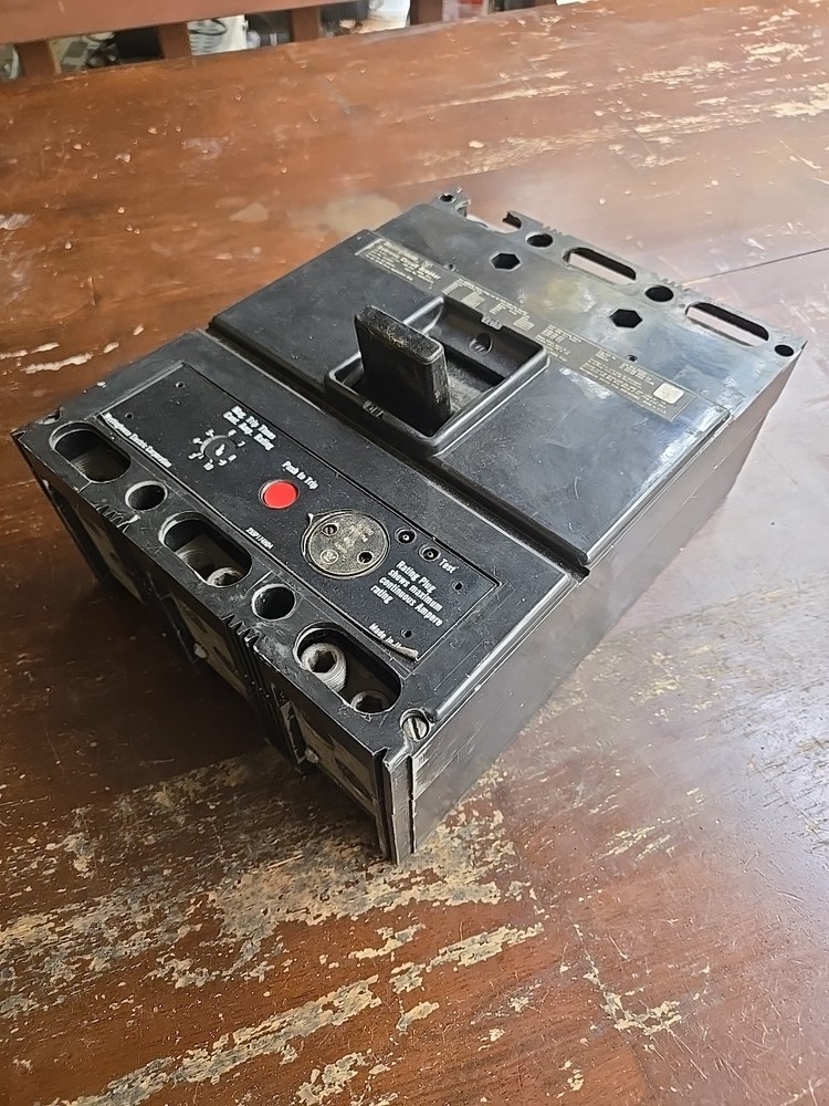 Westinghouse LC3600F Circuit Breaker, 600A, 600V, w/500A Trip Plug, 255P174H04