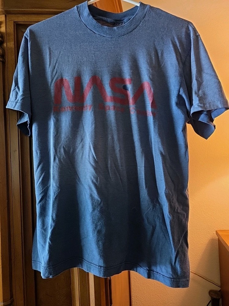 NASA KENNEDY SPACE CENTER T-Shirt Size M