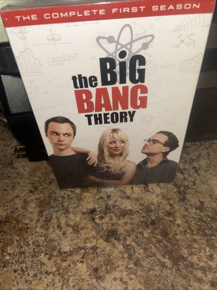 The Big Bang Theory: the Complete First Season (DVD, 2007)