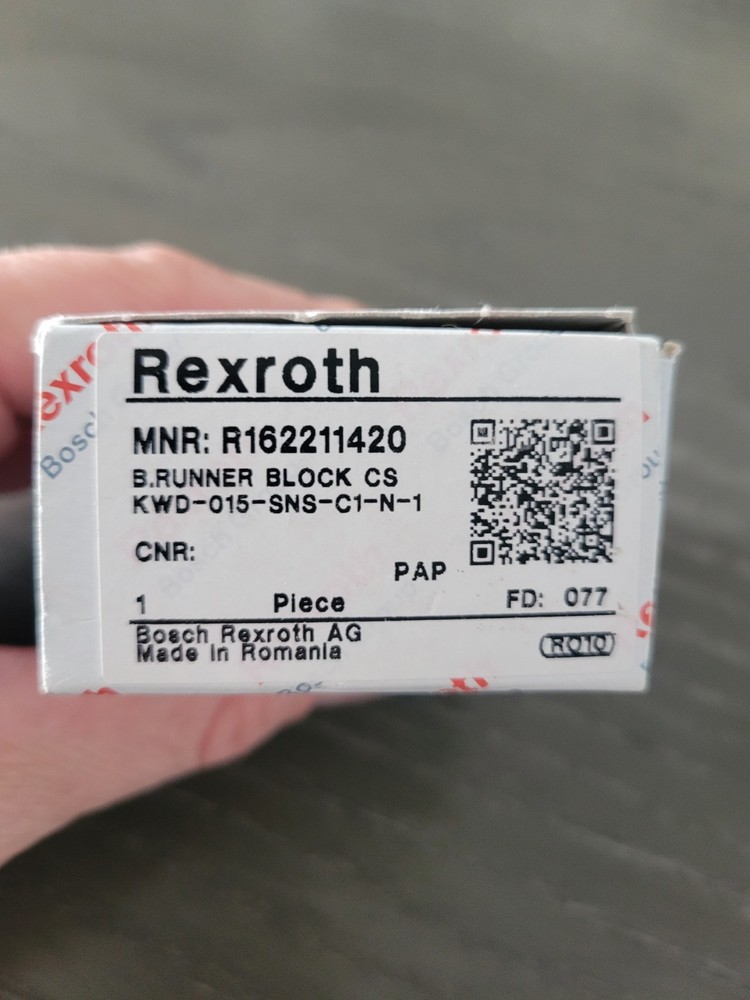 Rexroth Mnr: R162211420 B.Runner Block C.S. New Open In Box